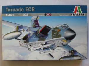 ITALERI 1/72 071 TORNADO ECR